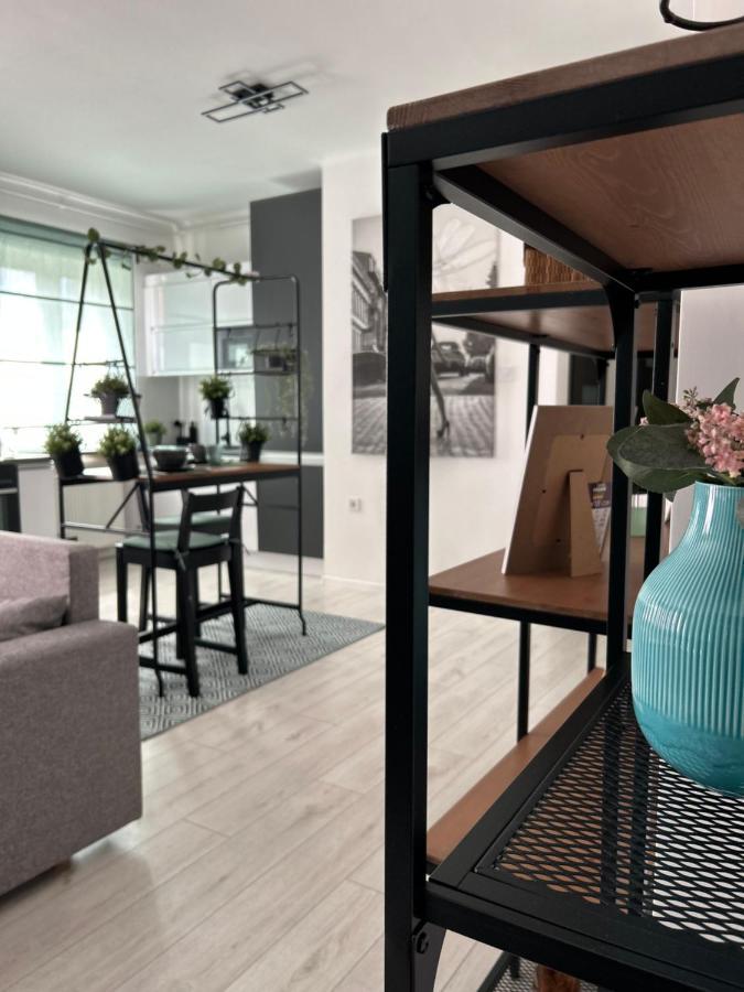 Sophie'S Urban Nest Apartment Miskolc Bagian luar foto